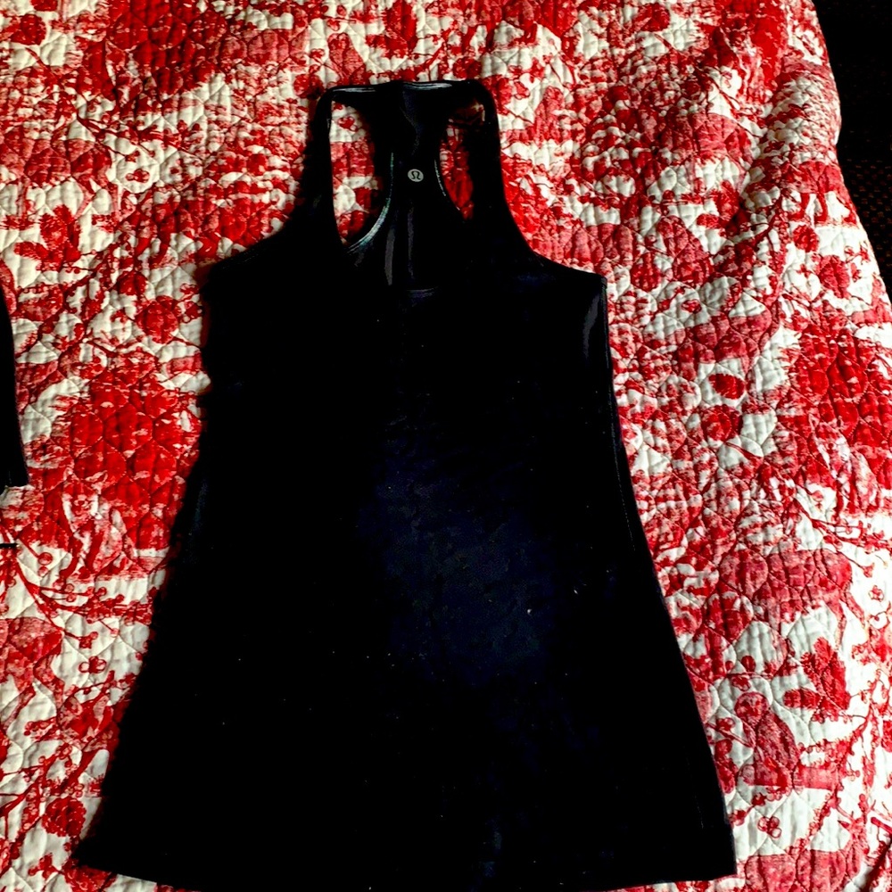 Lulu black tank